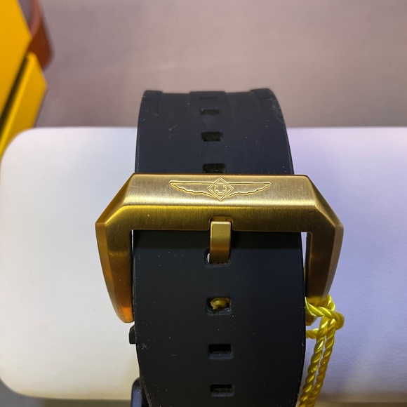 Invicta Chronograph S1 model #28568 - Picture 5 of 6